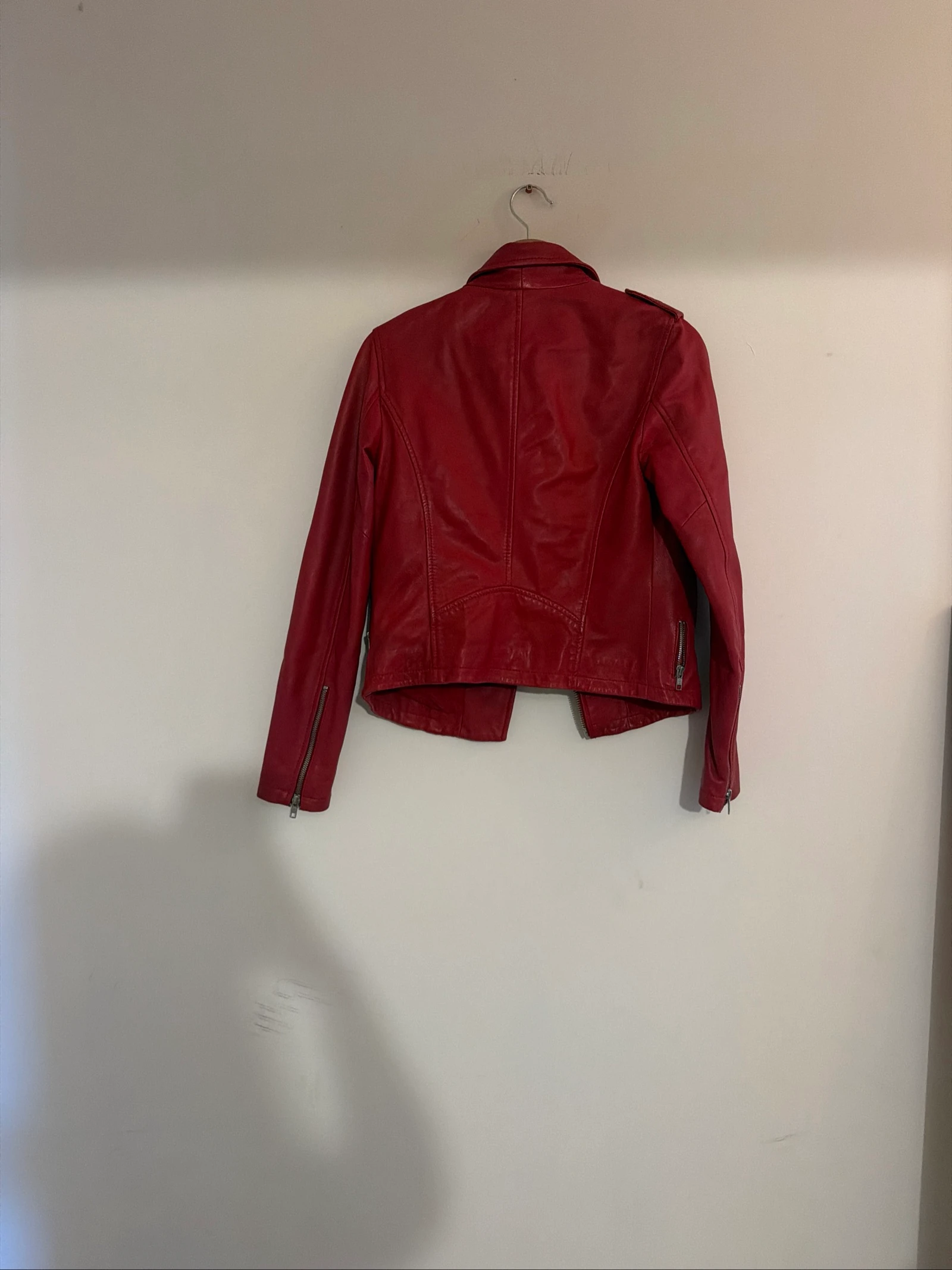 Chaqueta perfecto burdeos talla 34 nafnaf en buen estado – photo 4